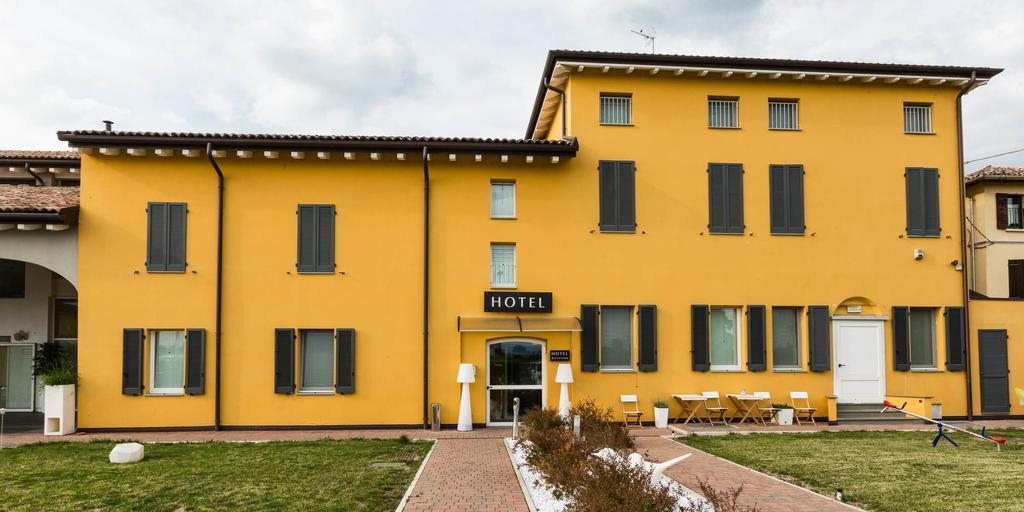 Hotel Forlanini 52 Parma Exterior foto